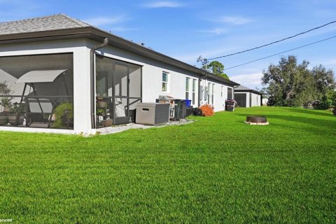 Propiedad comercial en venta en North Port, Florida, 4 dormitorios, 214.79 m2 № 2096359 - foto 27