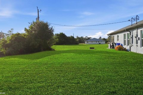 Propiedad comercial en venta en North Port, Florida, 4 dormitorios, 214.79 m2 № 2096359 - foto 26