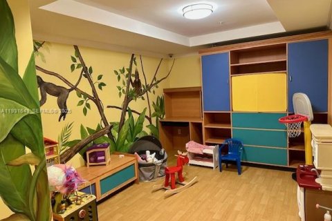 Снять в аренду кондоминиум в Санни-Айлс-Бич, Флорида 2 спальни, 103.68м2, № 1990533 - фото 25