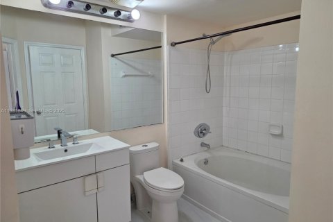 Снять в аренду кондоминиум в Санни-Айлс-Бич, Флорида 2 спальни, 103.68м2, № 1990533 - фото 24