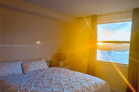 Снять в аренду кондоминиум в Санни-Айлс-Бич, Флорида 2 спальни, 103.68м2, № 1990533 - фото 14