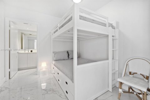 Copropriété à louer à Hallandale Beach, Floride: 2 chambres, 191.84 m2 № 2046009 - photo 28