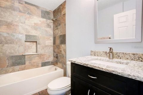 Casa en venta en Orlando, Florida, 4 dormitorios, 166.11 m2 № 2202128 - foto 13