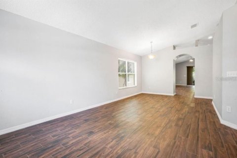 Casa en venta en Orlando, Florida, 4 dormitorios, 166.11 m2 № 2202128 - foto 3