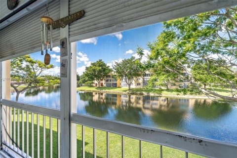 Condominio en venta en Tamarac, Florida, 2 dormitorios, 99.41 m2 № 1889435 - foto 20
