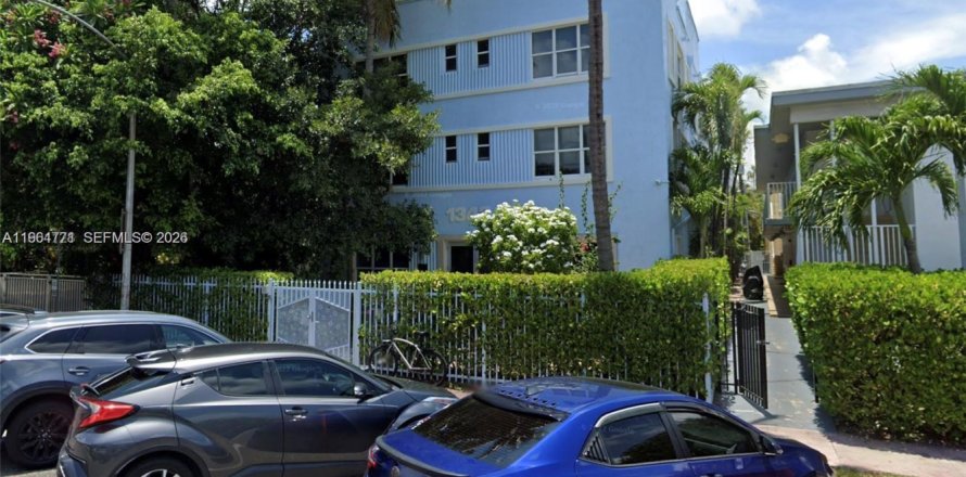 Apartamento en Miami Beach, Florida 2 dormitorios, 78.04 m2 № 2026123