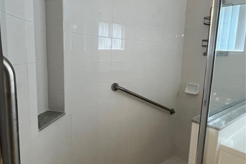 Купить виллу или дом в Сент-Питерсберг, Флорида 4 комнаты, 250.65м2, № 1572785 - фото 17