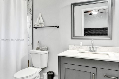 House in Pembroke Pines, Florida 3 bedrooms, 137.77 sq.m. № 2059216 - photo 18