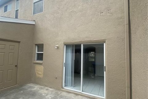Снять в аренду таунхаус в Тампа, Флорида 6 комнат, 114.46м2, № 2206999 - фото 12