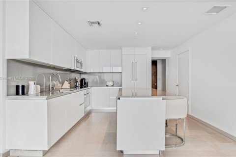 Copropriété à vendre à Miami, Floride: 1 chambre, 82.03 m2 № 1716396 - photo 11