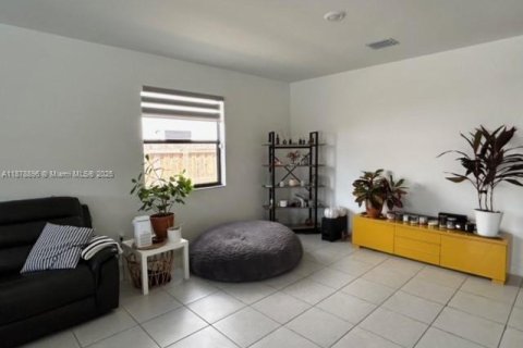 Купить виллу или дом в Майами, Флорида 3 спальни, 160.35м2, № 1927428 - фото 3