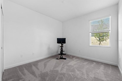 House in Land O' Lakes, Florida 2 bedrooms, 163.6 sq.m. № 2310942 - photo 17