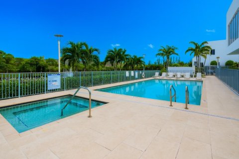 Touwnhouse à vendre à Doral, Floride: 3 chambres, 168.71 m2 № 2090670 - photo 23