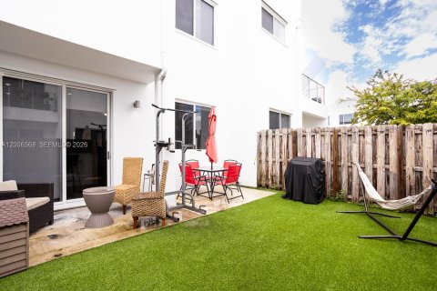 Touwnhouse à vendre à Doral, Floride: 3 chambres, 168.71 m2 № 2090670 - photo 17
