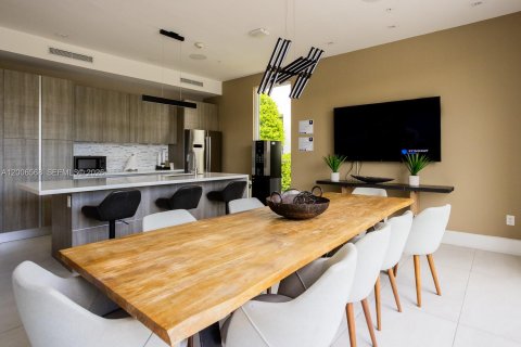 Touwnhouse à vendre à Doral, Floride: 3 chambres, 168.71 m2 № 2090670 - photo 20
