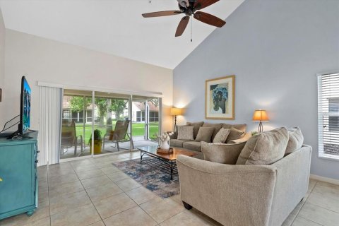 Condo in Bradenton, Florida, 2 bedrooms  № 1919798 - photo 4