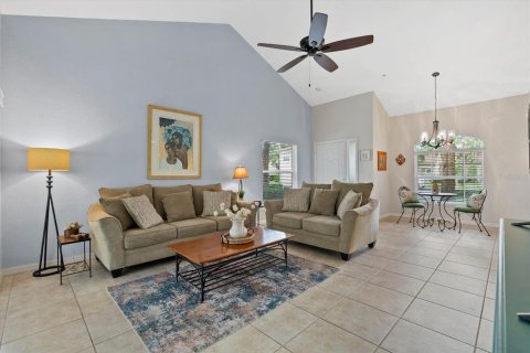 Condo in Bradenton, Florida, 2 bedrooms  № 1919798 - photo 3