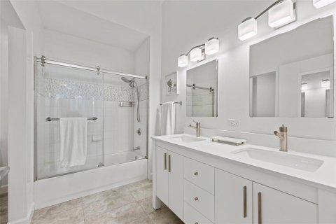 Condo in Fort Lauderdale, Florida, 2 bedrooms  № 2081892 - photo 16