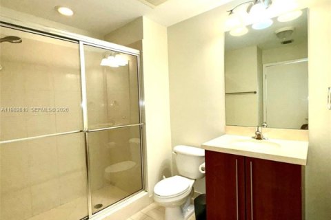 Купить кондоминиум в Майами, Флорида 2 спальни, 102.75м2, № 2049973 - фото 9