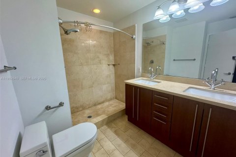 Купить кондоминиум в Майами, Флорида 2 спальни, 102.75м2, № 2049973 - фото 6