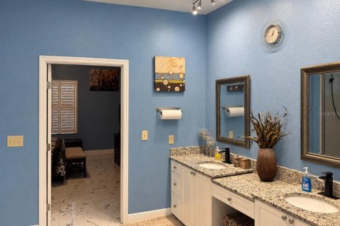 Casa en venta en Tampa, Florida, 3 dormitorios, 170.29 m2 № 2383847 - foto 20