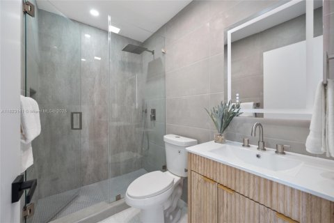 House in Hollywood, Florida 4 bedrooms № 1788418 - photo 17