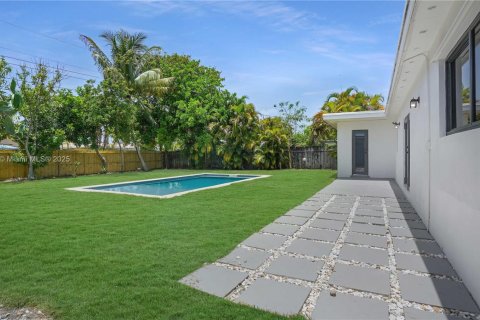 House in Hollywood, Florida 4 bedrooms № 1788418 - photo 27
