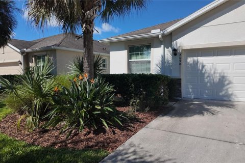 House in Wesley Chapel, Florida 3 bedrooms, 144.65 sq.m. № 2130762 - photo 28