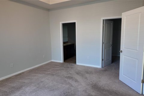 House in Wesley Chapel, Florida 3 bedrooms, 144.65 sq.m. № 2130762 - photo 4