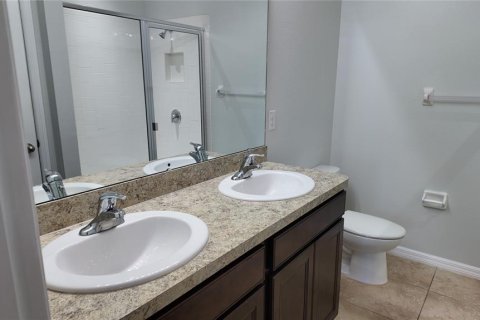 House in Wesley Chapel, Florida 3 bedrooms, 144.65 sq.m. № 2130762 - photo 18