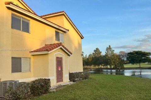 Купить кондоминиум в Санрайз, Флорида 2 спальни, 98.94м2, № 1968100 - фото 16