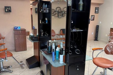 Купить коммерческую недвижимость в Ормонд-Бич, Флорида 123м2, № 2163446 - фото 5