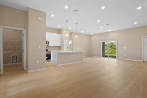 Villa ou maison à vendre à Port Charlotte, Floride: 3 chambres, 168.43 m2 № 1868895 - photo 5