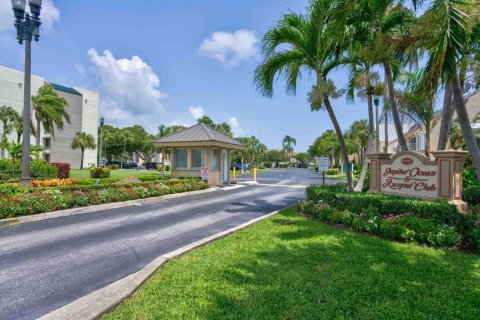 Condominio en alquiler en Jupiter, Florida, 2 dormitorios, 95.32 m2 № 1019891 - foto 1