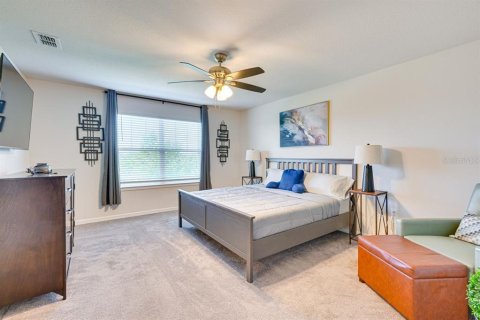 Townhouse in Wesley Chapel, Florida 3 bedrooms, 168.9 sq.m. № 2205373 - photo 18