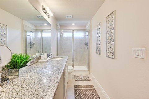 Townhouse in Wesley Chapel, Florida 3 bedrooms, 168.9 sq.m. № 2205373 - photo 20