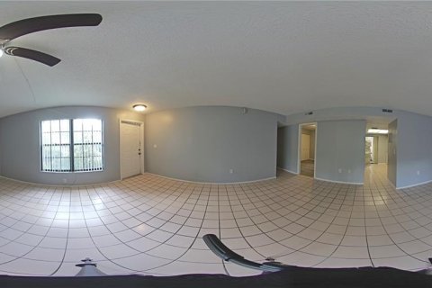 Condominio en alquiler en Orlando, Florida, 2 dormitorios, 94.95 m2 № 1841400 - foto 2