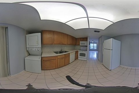 Condominio en alquiler en Orlando, Florida, 2 dormitorios, 94.95 m2 № 1841400 - foto 3