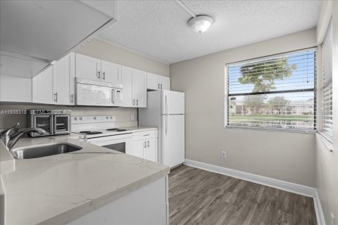 Copropriété à vendre à Homestead, Floride: 2 chambres, 89.19 m2 № 1999263 - photo 10