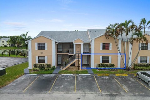 Copropriété à vendre à Homestead, Floride: 2 chambres, 89.19 m2 № 1999263 - photo 2