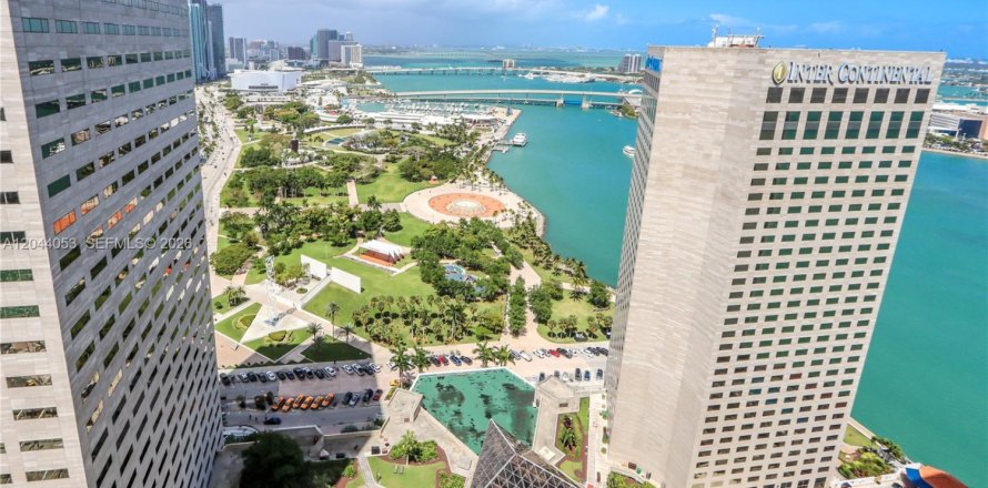 Condo in Miami, Florida, 1 bedroom  № 2145851