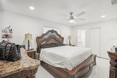 Casa en venta en Saint Petersburg, Florida, 3 dormitorios, 166.39 m2 № 1546944 - foto 22