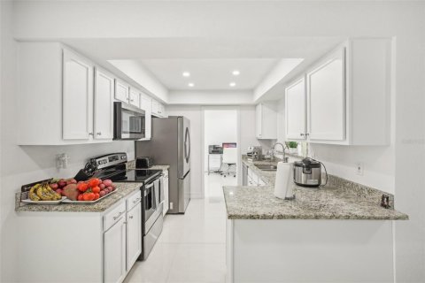 Casa en venta en Saint Petersburg, Florida, 3 dormitorios, 166.39 m2 № 1546944 - foto 17