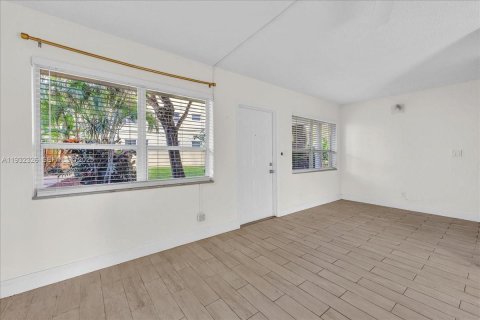 Apartment in Fort Lauderdale, Florida 1 bedroom, 1909.33 sq.m. № 1994468 - photo 9