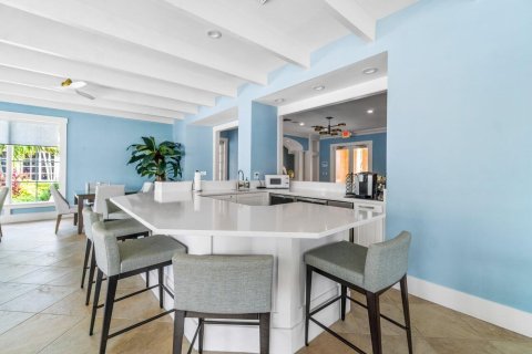 Condominio en venta en Highland Beach, Florida, 2 dormitorios, 130.06 m2 № 1133156 - foto 1
