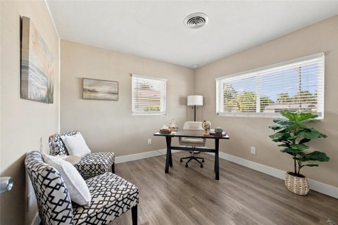 Villa ou maison à vendre à Largo, Floride: 4 chambres, 182.18 m2 № 2437402 - photo 25