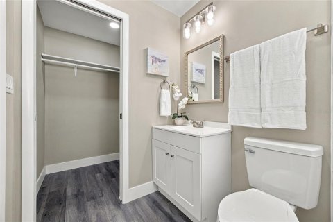 Villa ou maison à vendre à Largo, Floride: 4 chambres, 182.18 m2 № 2437402 - photo 23