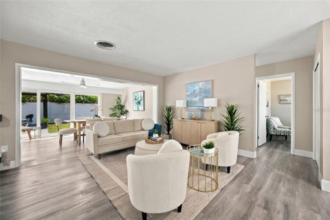 Villa ou maison à vendre à Largo, Floride: 4 chambres, 182.18 m2 № 2437402 - photo 6