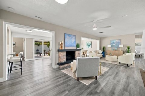 Villa ou maison à vendre à Largo, Floride: 4 chambres, 182.18 m2 № 2437402 - photo 9