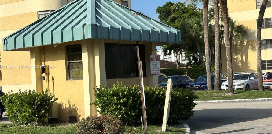 Condo à Lauderhill, Floride, 2 chambres № 1804354